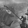 Вспомним красное знамя над Берлином (Знамя победы над Рейхстагом (1945) | © Евгений Халдей) Знамя победы над Рей…