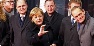 Меркель на открытии …