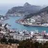 Крым в осаде: В одни руки — по два килограмма соли и бутылку подсолнечного масла. Бандеровцы ликуют (Фото: Сергей Мальгавко/ТАСС) Фото: Сергей Мальгавко/ТАСС