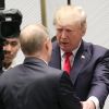 'Как он мог поверить Путину!': американские СМИ хоронят Трампа (Президент США Дональд Трамп и президент РФ Владимир Путин перед рабочим заседанием лидеров экономик …) Президент США Дональ…