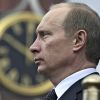 Путин хочет стать 'Владимиром Великим'? (Владимир Путин смотрит парад в честь Дня Победы на Красной площади, 9 мая 2004 года | © AP Photo, Yu…) Владимир Путин смотр…