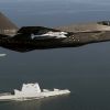 Российская ловушка для самолетов стелс (Истребитель F-35 и эсминец Зумвальт | © flickr.com, Official U.S. Navy Page) Истребитель F-35 и э…