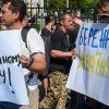 Атака порохоботов: Зеленского берет в осаду коалиция 'Защити Украину' (© Стрингер) © Стрингер