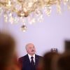 NZZ: Белоруссия пытается прорваться на Запад, но Лукашенко не Петр I (Александр Лукашенко во время визита в Вену, Австрия | © REUTERS, Lisi Niesner) Александр Лукашенко …
