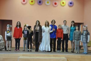 19 мая 2015. Детский коллектив «Факел», школа г. Москва. Руководитель, сценарист Елена Голубенкова. Музыка Александр Миловидов 19 мая 2015. Детский…